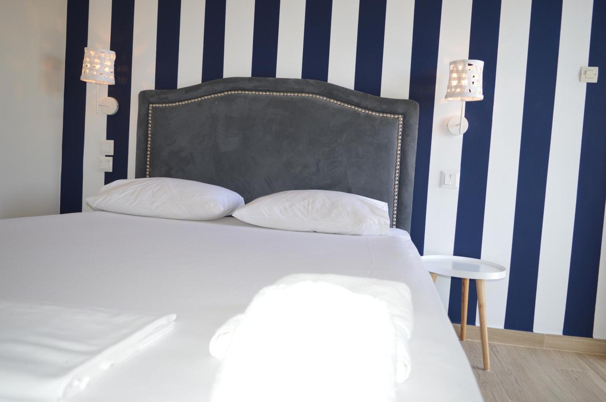 מולה קליבה Leonidas Apartments And Suites מראה חיצוני תמונה