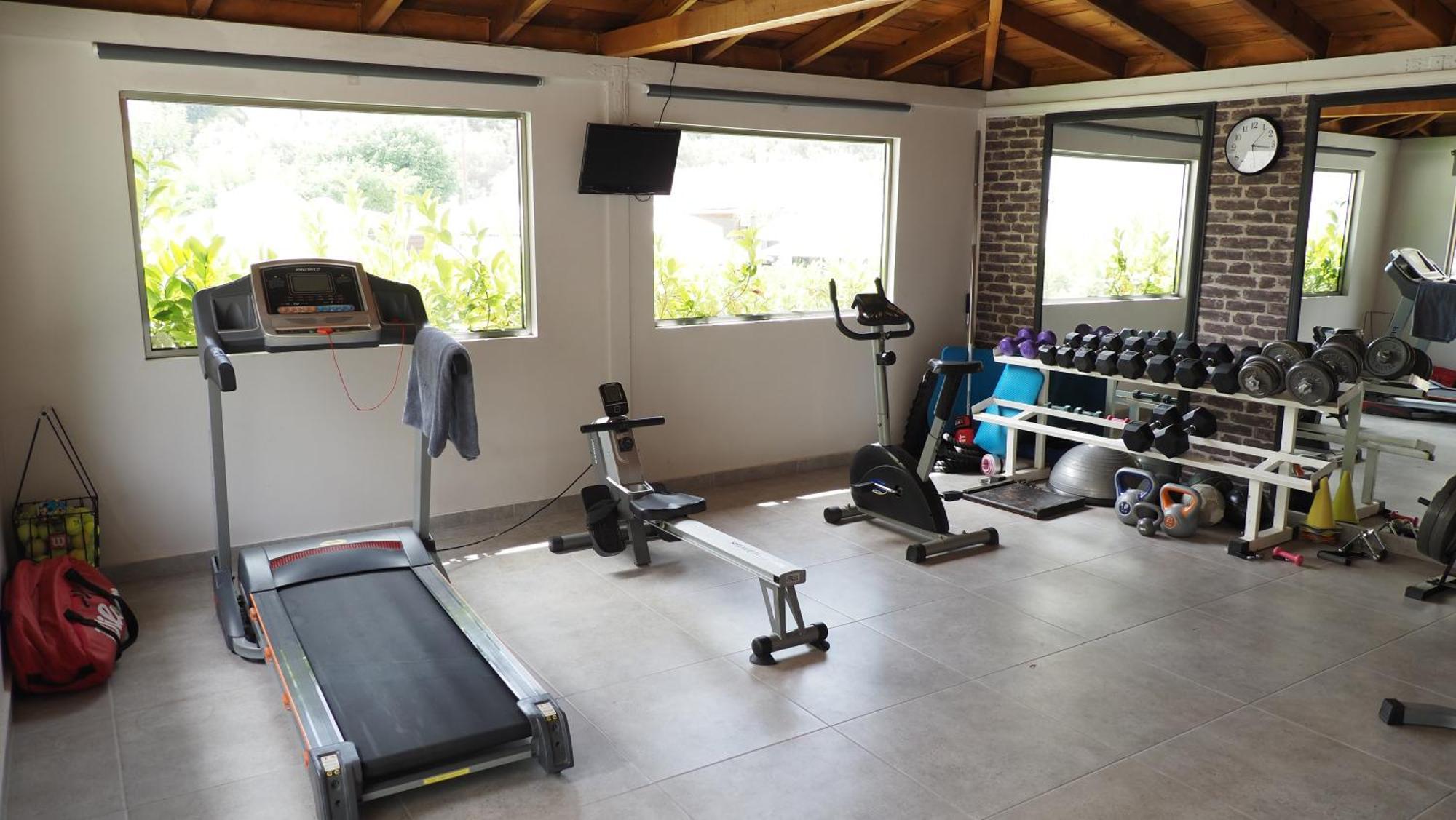 מולה קליבה Leonidas Apartments And Suites מראה חיצוני תמונה