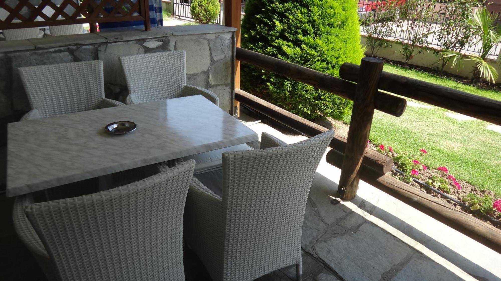 מולה קליבה Leonidas Apartments And Suites מראה חיצוני תמונה