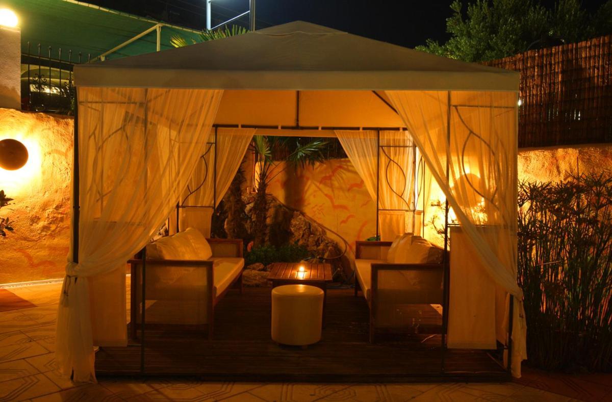 מולה קליבה Leonidas Apartments And Suites מראה חיצוני תמונה