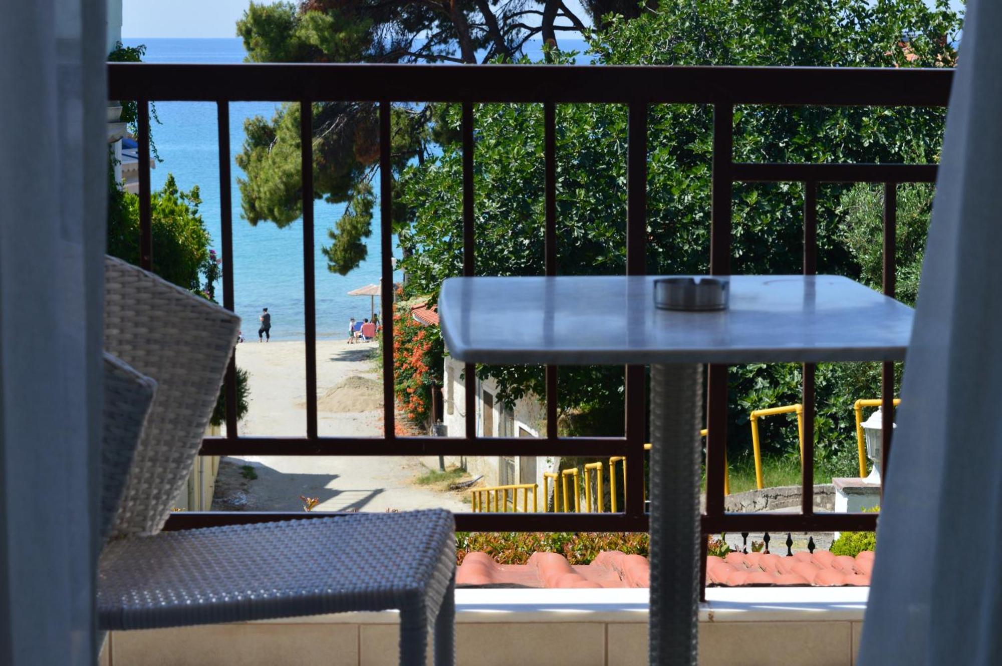 מולה קליבה Leonidas Apartments And Suites מראה חיצוני תמונה